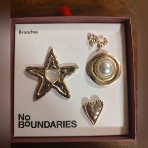 No Boundaries Gold Star, Pearl & Heart Brooch Set